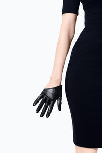 Black half scoop original sex & the city leather gloves by Ines Gloves