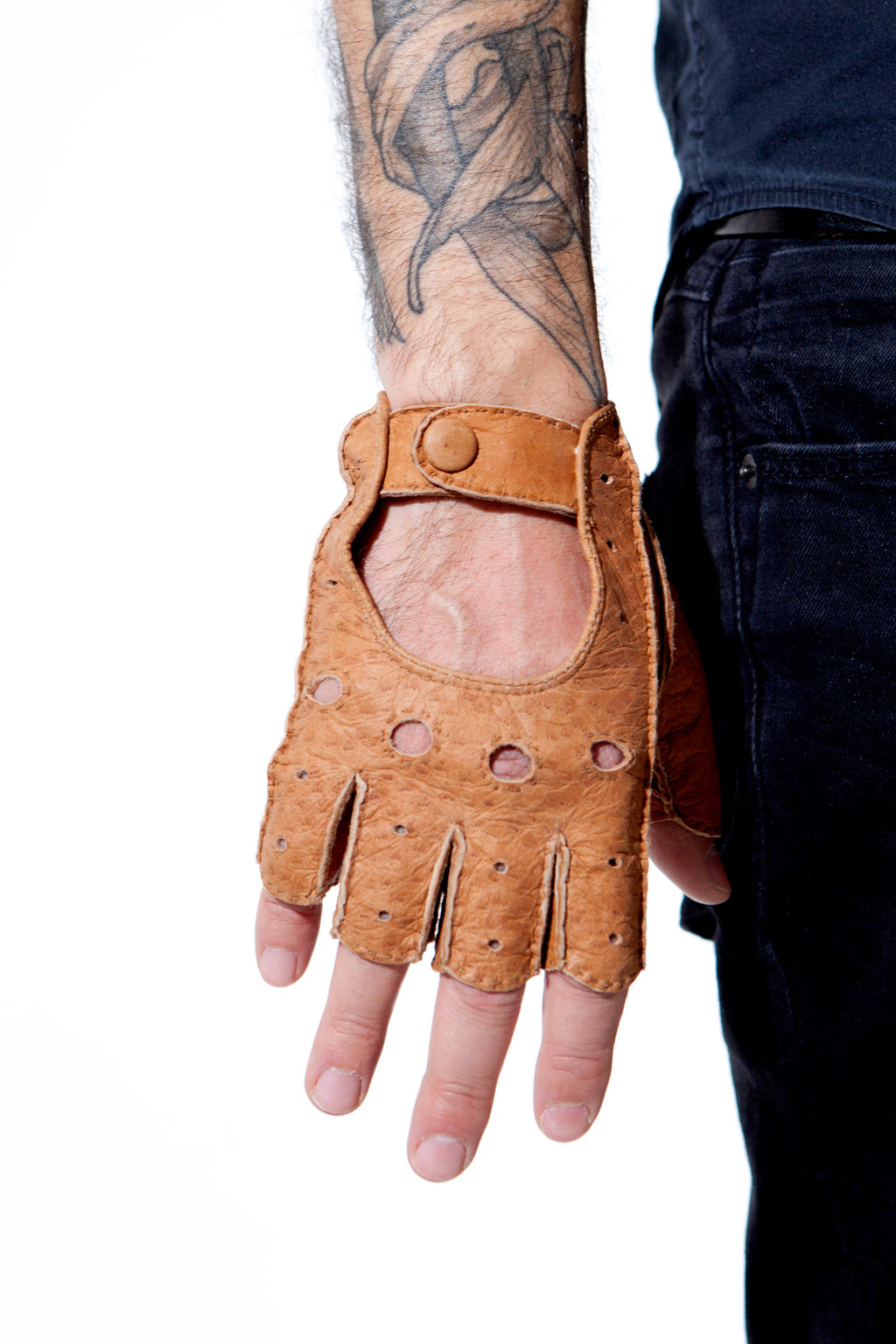 FINGERLESS DRIVING PECCARY GLOVES by INES